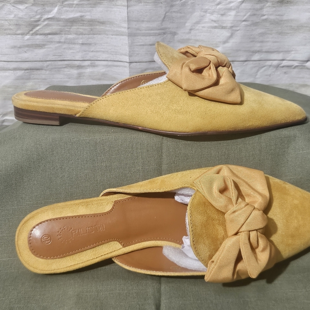 Elegant Yellow Mules with Bow Detail - Picture 6 of 13